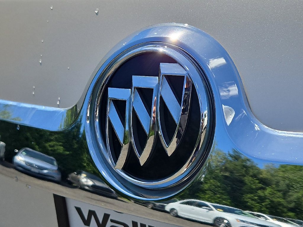 Used 2013 Buick LaCrosse Touring FWD image 28