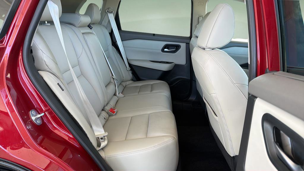 Certified 2023 Nissan Rogue SL w/ SL Premium Package AWD/4WD image 16