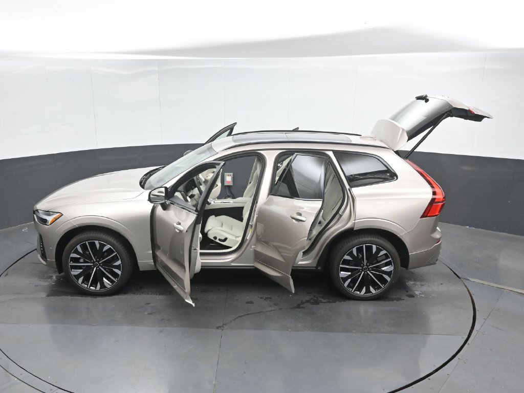 New 2027 Volvo XC60 B5 Ultra AWD/4WD image 45