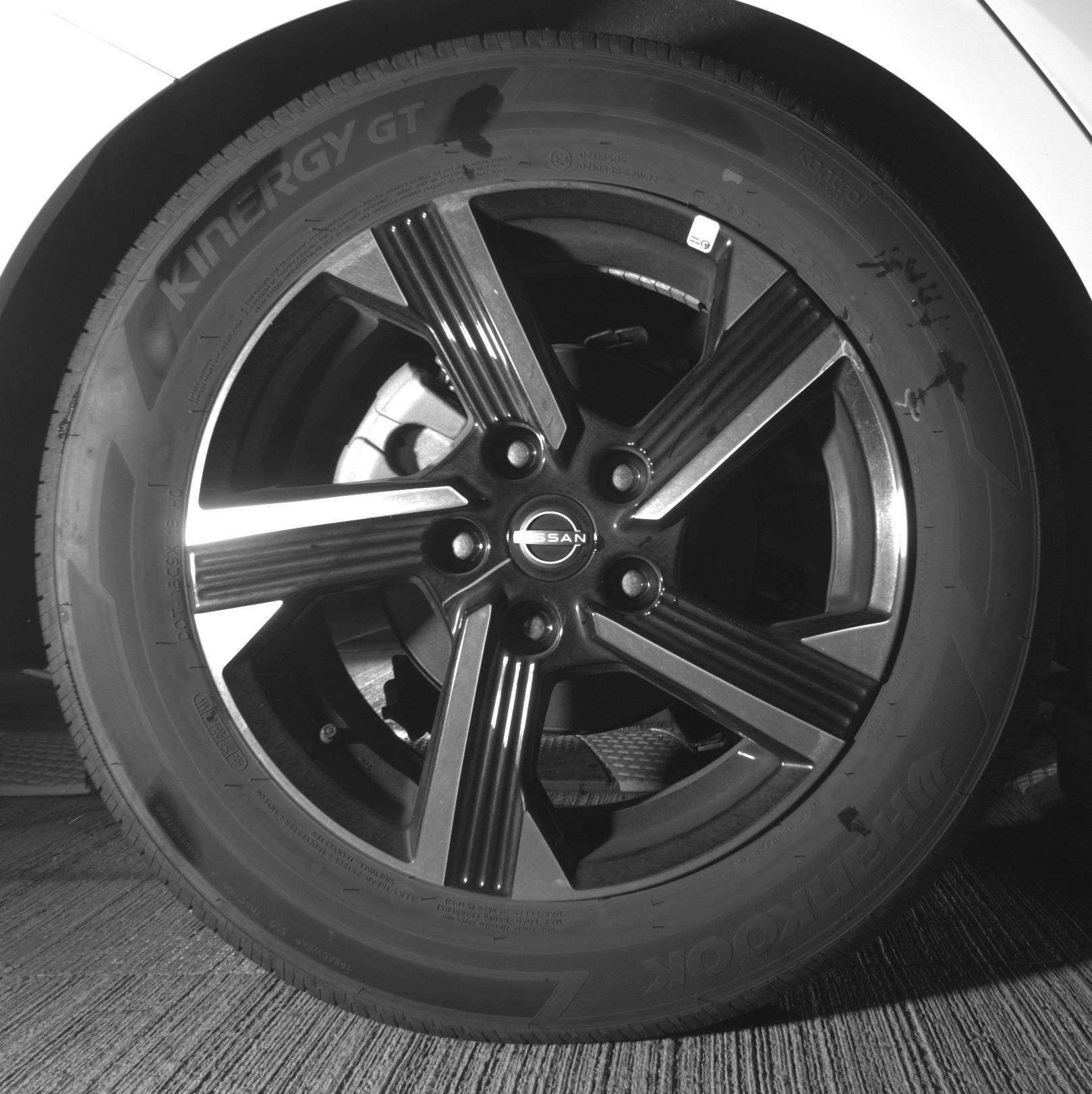 Used 2025 Nissan Sentra SV image 15