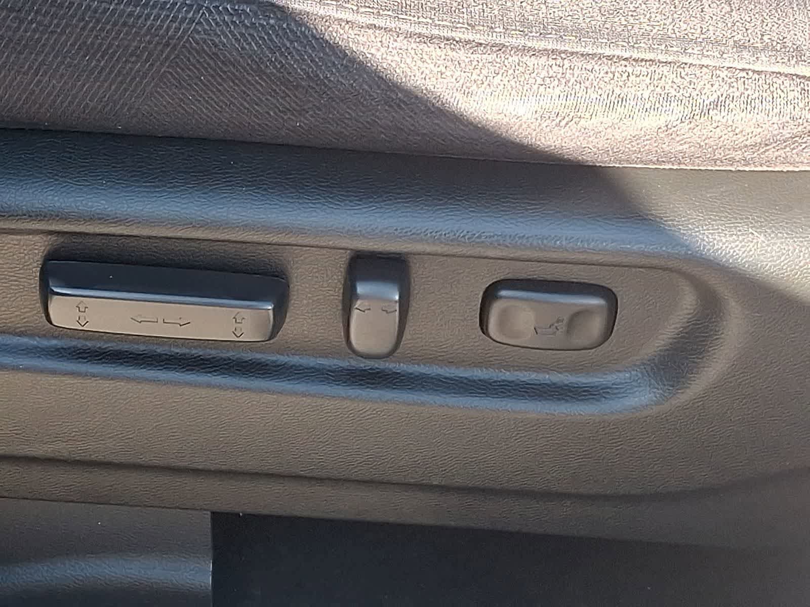 Used 2018 Honda Pilot EX image 25