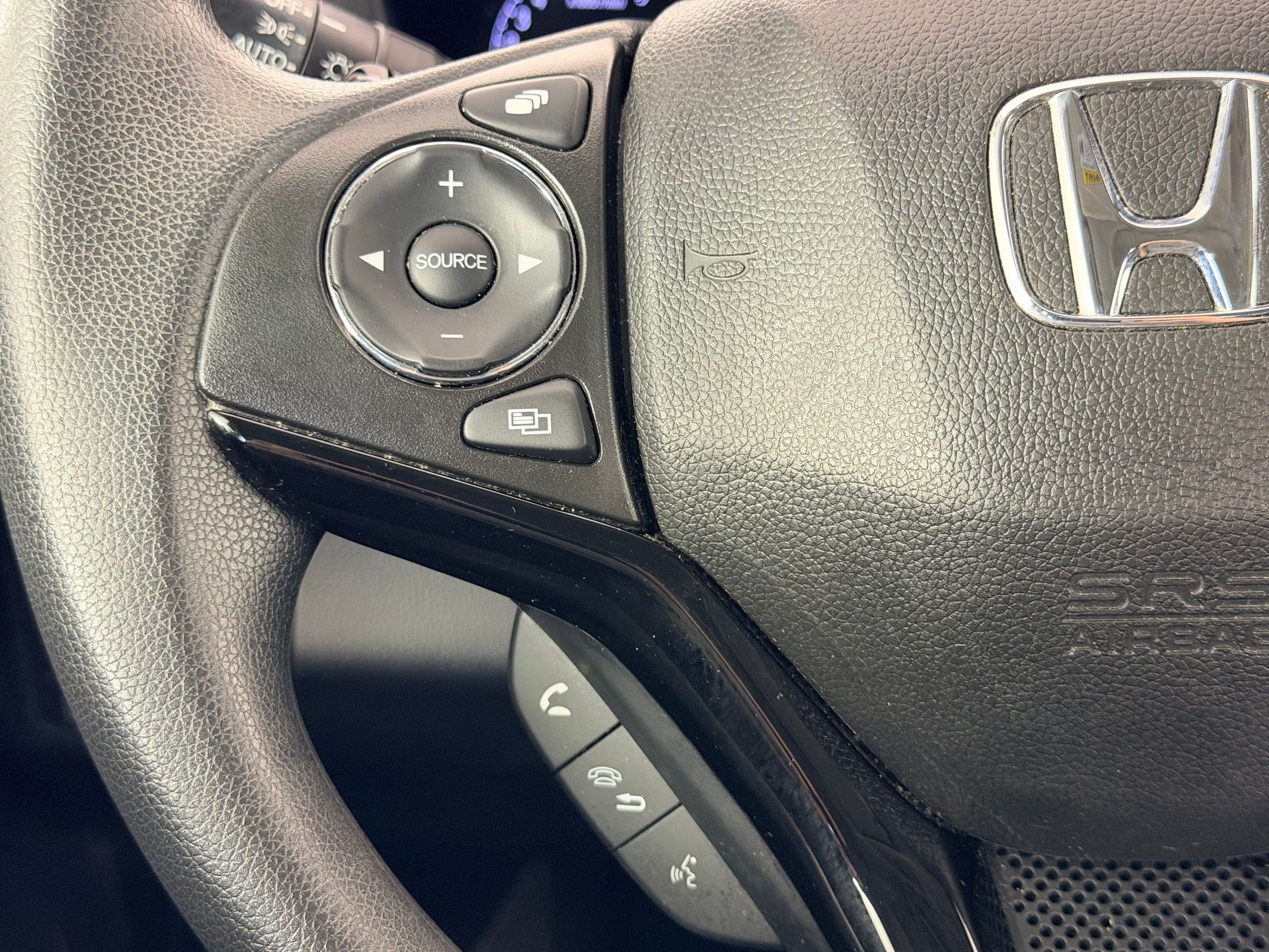 Used 2019 Honda HR-V EX image 16