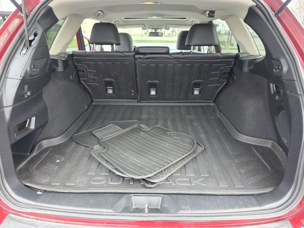 Used 2018 Subaru Outback 2.5i Limited image 19