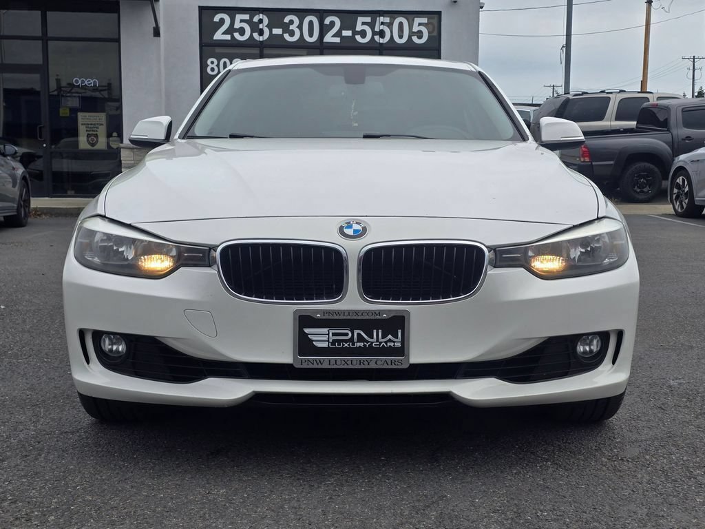 Used 2013 BMW 328i xDrive Sedan AWD/4WD image 3