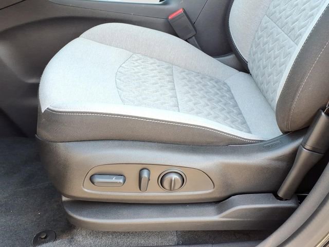 Used 2024 Chevrolet Equinox LS w/ LS Convenience Package image 9