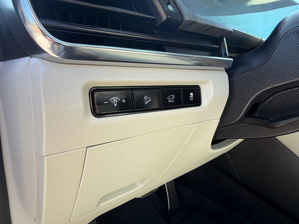 Used 2025 Kia Telluride SX image 12