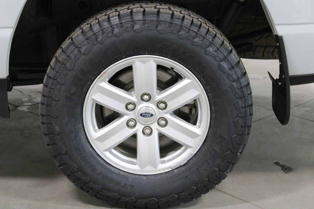 Used 2023 Ford F150 XLT w/ Trailer Tow Package image 17