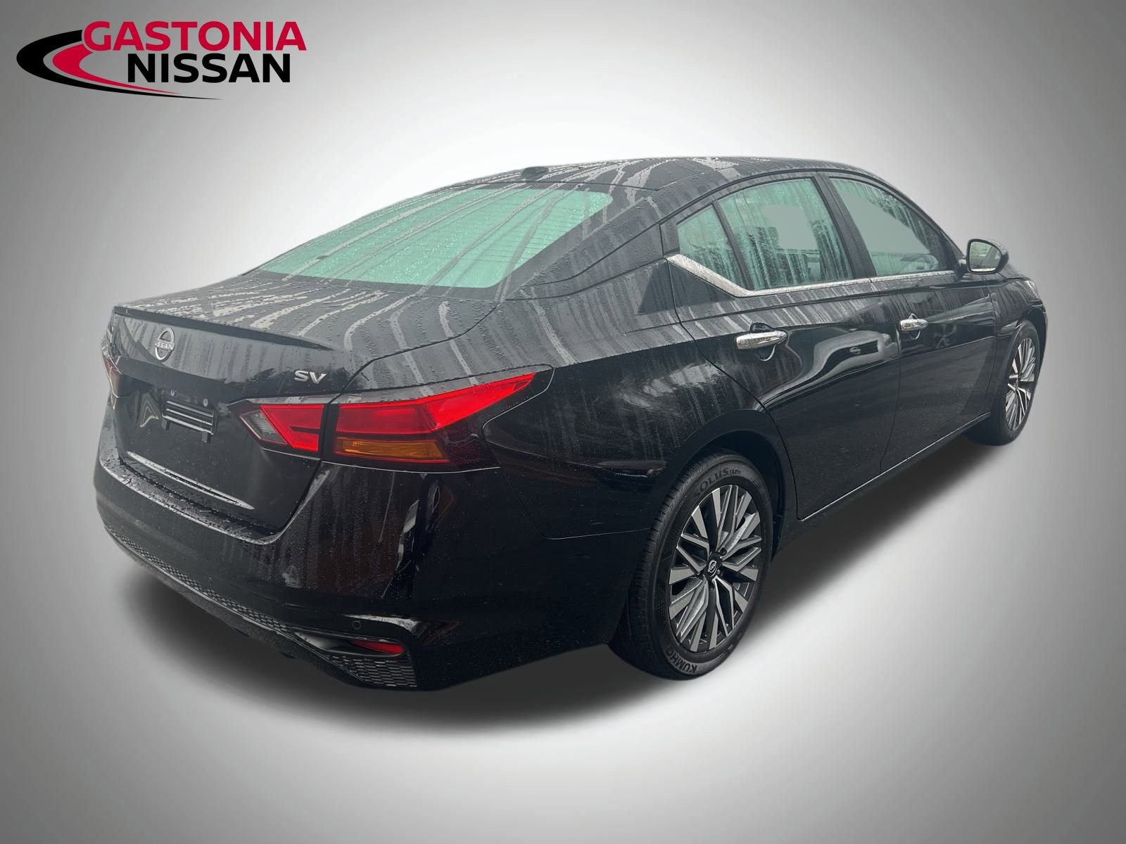 Used 2024 Nissan Altima 2.5 SV image 18