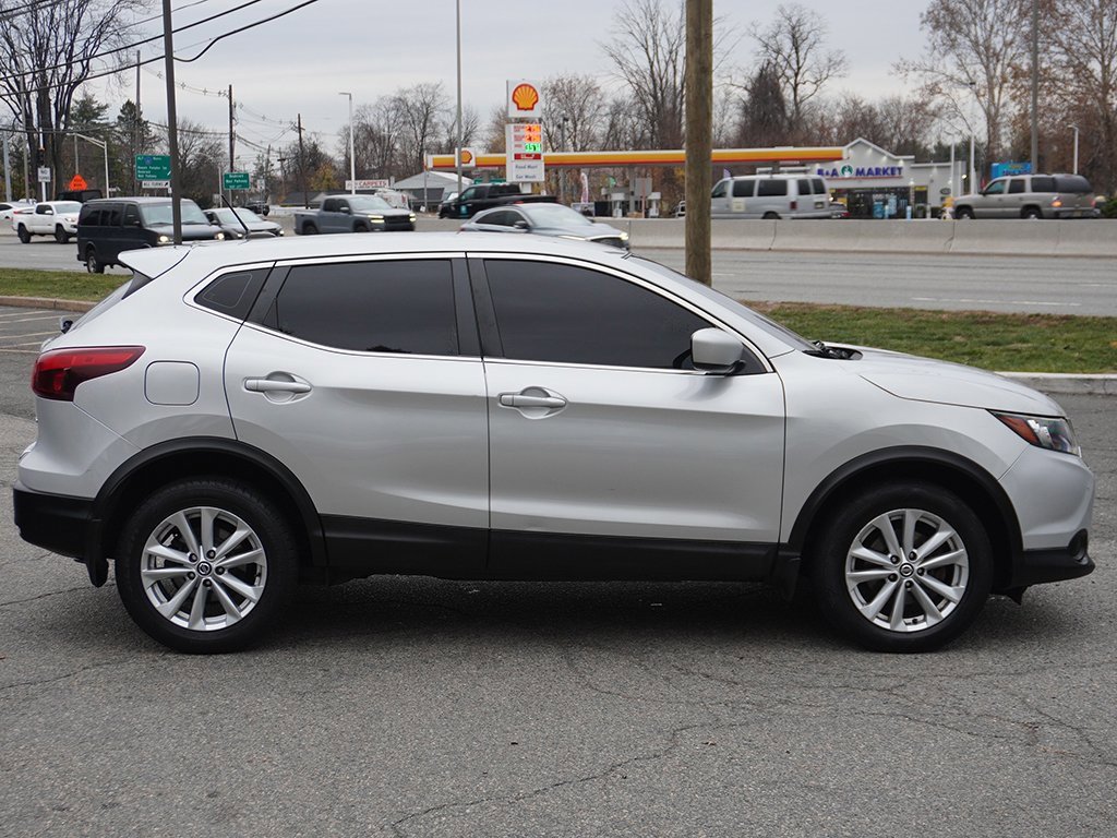 Used 2019 Nissan Rogue Sport S w/ Appearance Package image 15