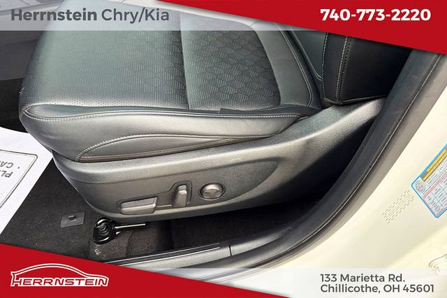 Used 2023 Kia Seltos EX AWD/4WD image 15