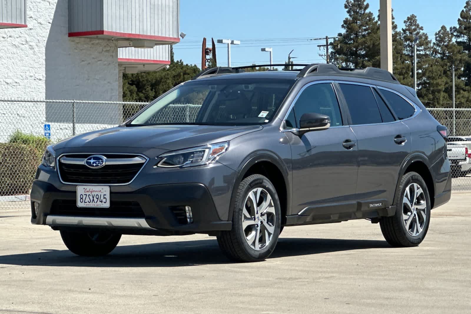Used 2022 Subaru Outback Limited AWD/4WD image 7