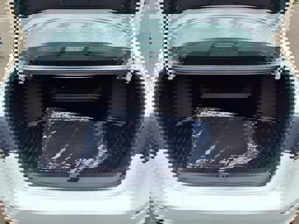 New 2025 Honda Accord SE image 7