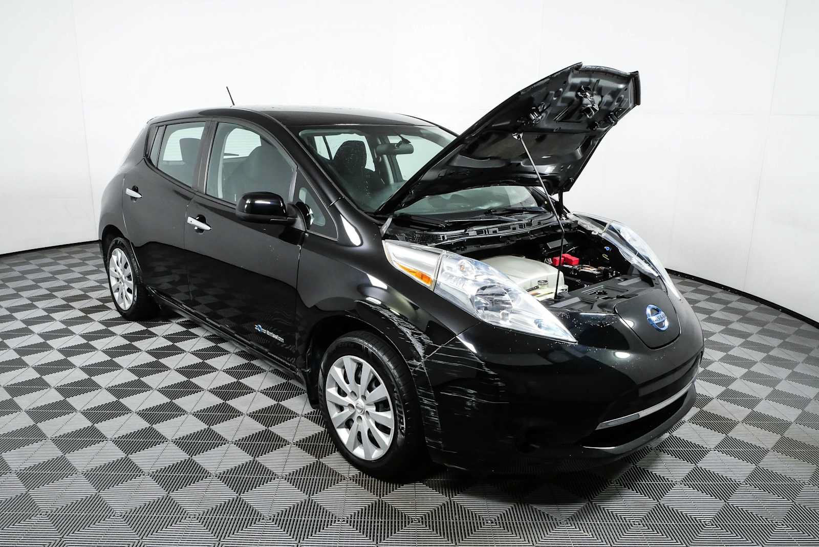 Used 2017 Nissan Leaf S w/ Charge Package FWD image 30