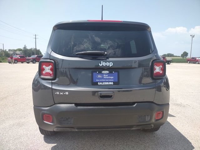 Used 2023 Jeep Renegade Latitude AWD/4WD image 4