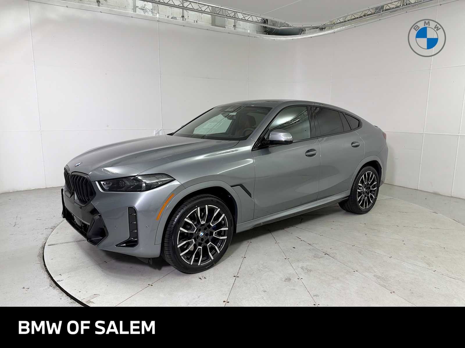 New 2026 BMW X6 xDrive40i AWD/4WD image 1