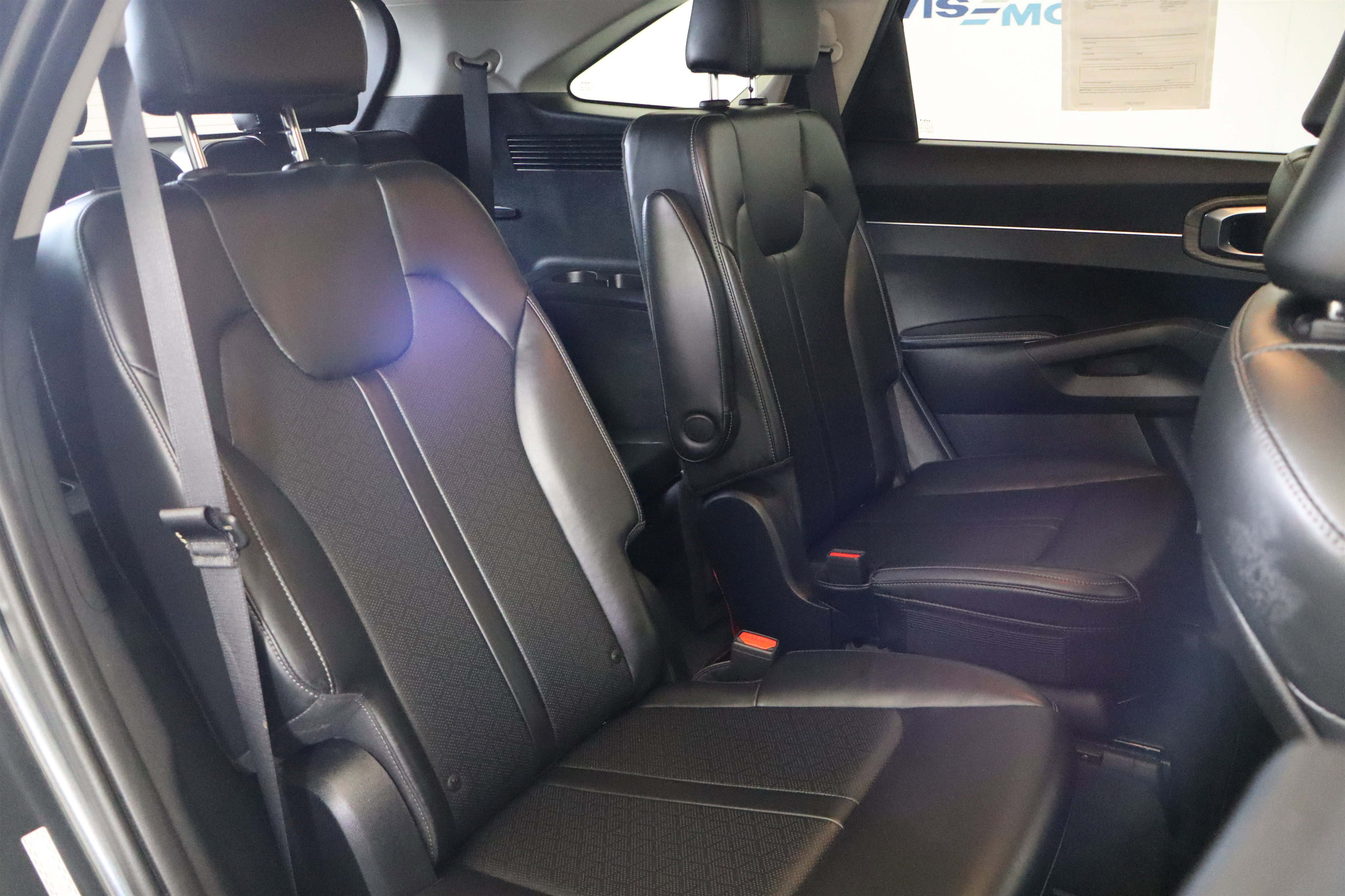 Used 2023 Kia Sorento EX image 21