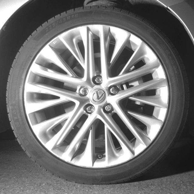 Used 2014 Lexus ES 350 350 w/ Luxury Package image 36