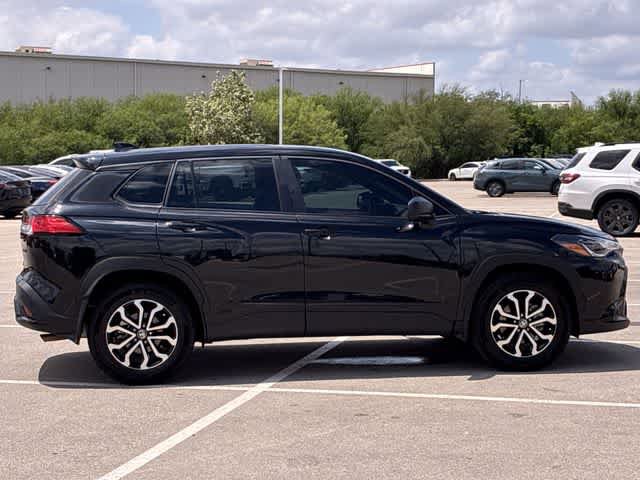 Used 2024 Toyota Corolla Cross S AWD/4WD image 7