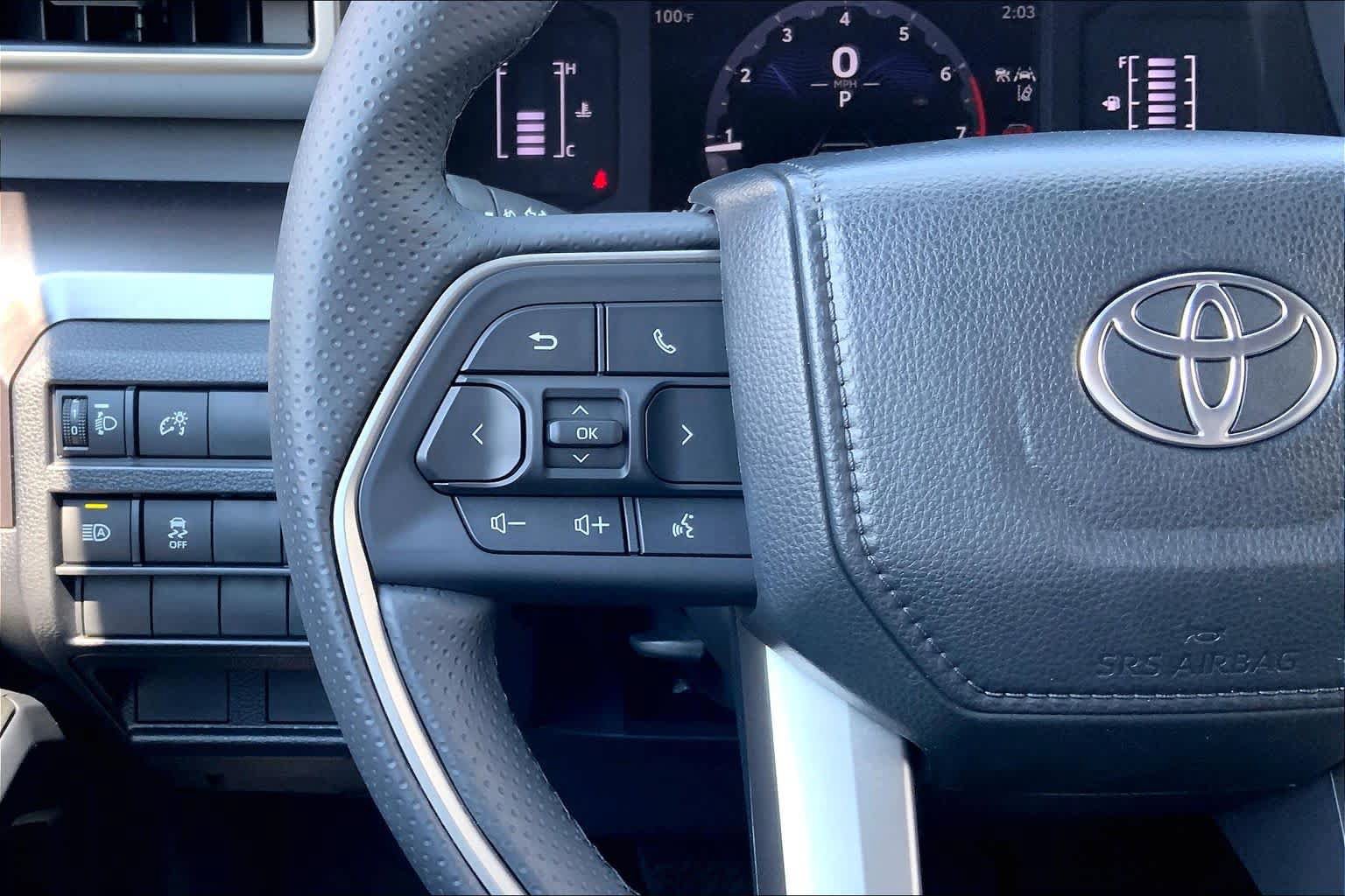 Used 2026 Toyota 4Runner SR5 AWD/4WD image 23