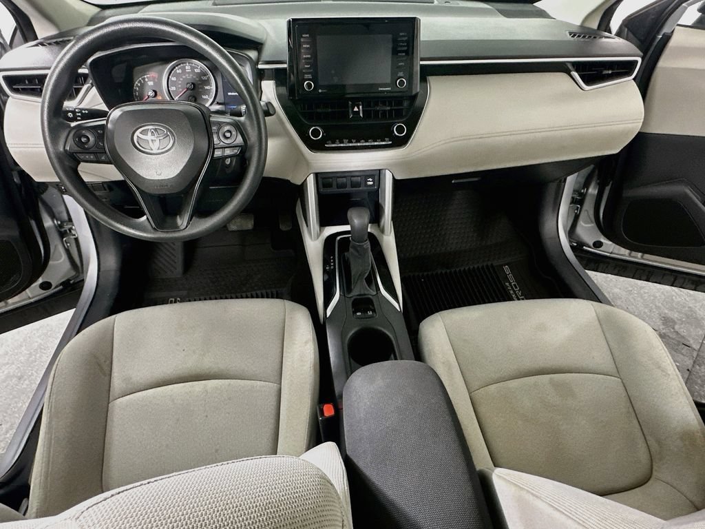 Used 2022 Toyota Corolla Cross L FWD image 15