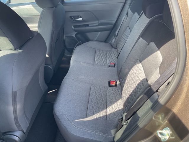 New 2025 Nissan Kicks SV image 11