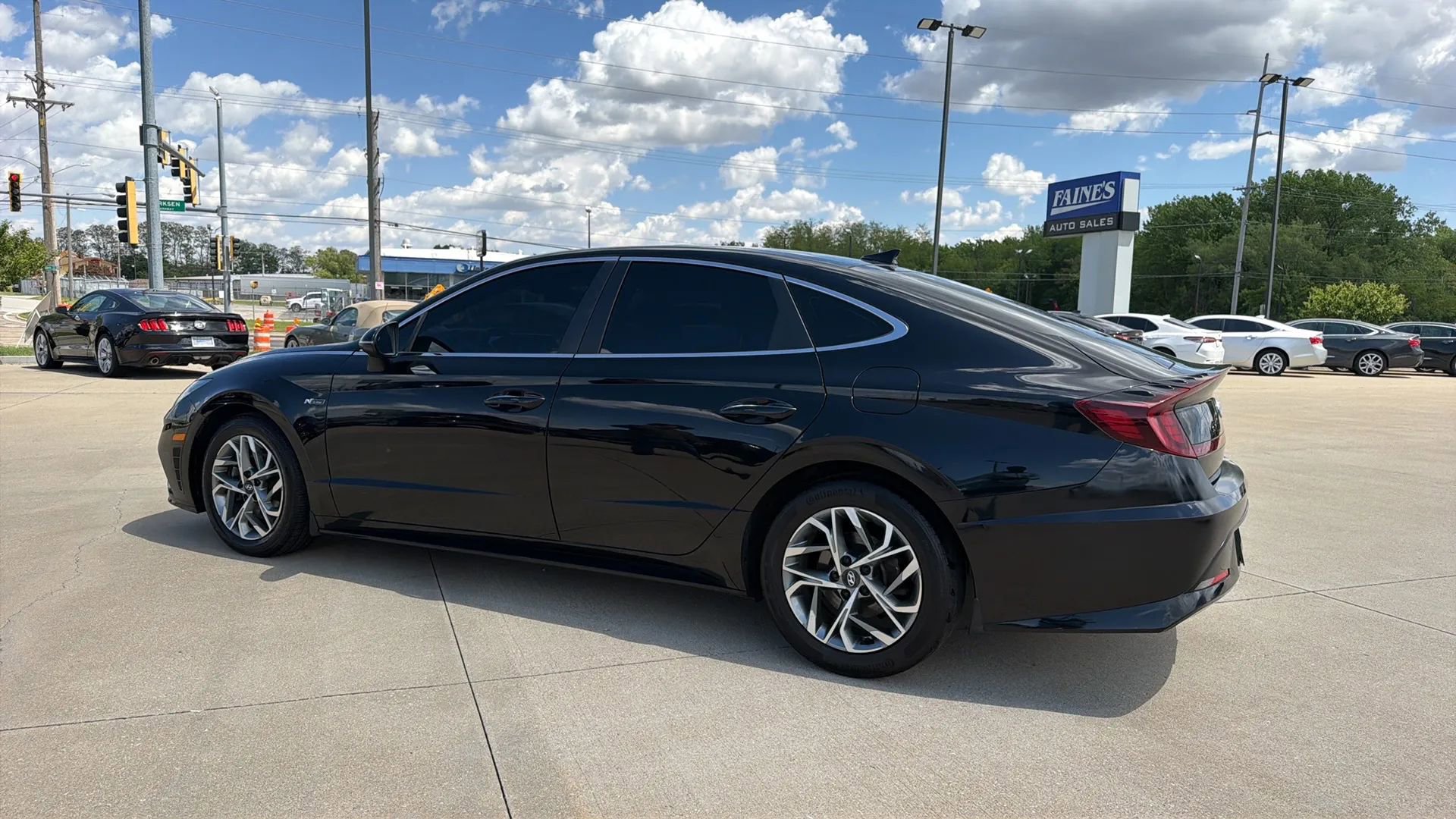 Used 2022 Hyundai Sonata SEL w/ Convenience Package FWD image 16