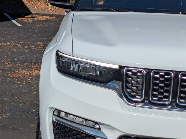 Used 2024 Jeep Grand Cherokee Summit image 10
