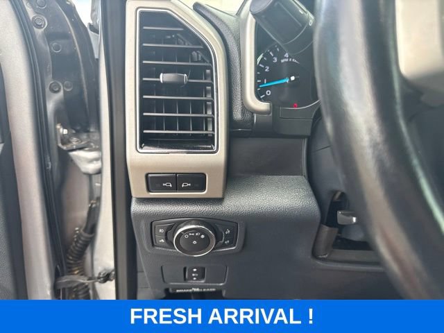 Used 2022 Ford F250 Lariat w/ Lariat Value Package AWD/4WD image 7