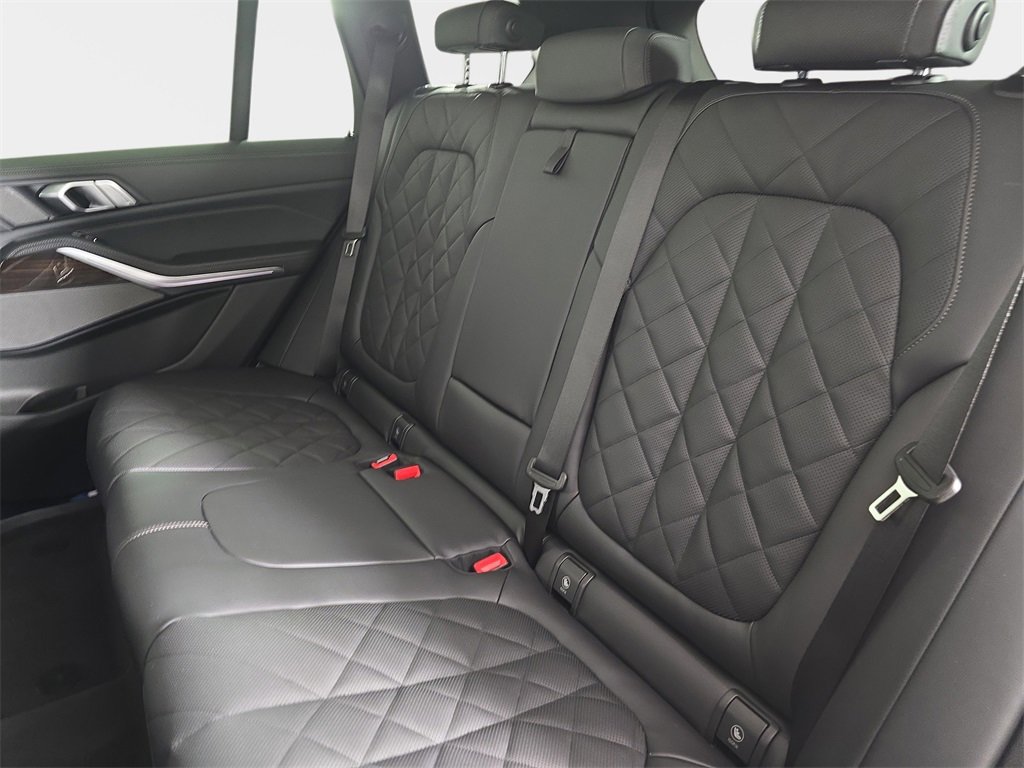 New 2026 BMW X5 xDrive40i w/ M Sport Package image 14
