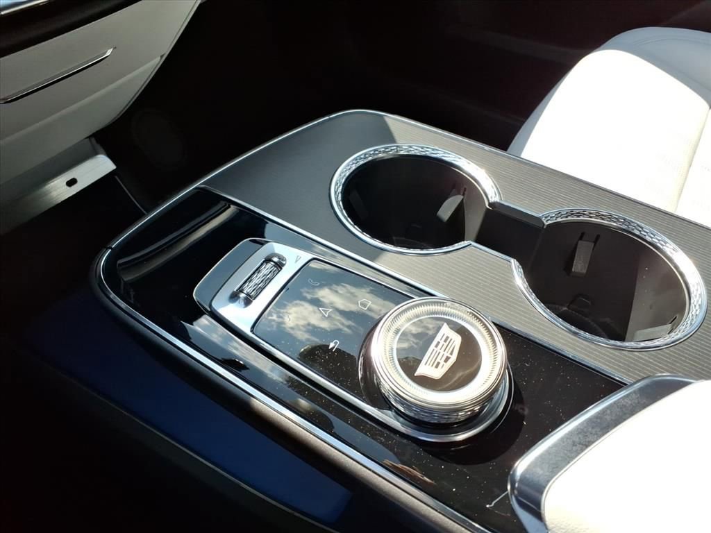 New 2026 Cadillac Lyriq Sport image 18