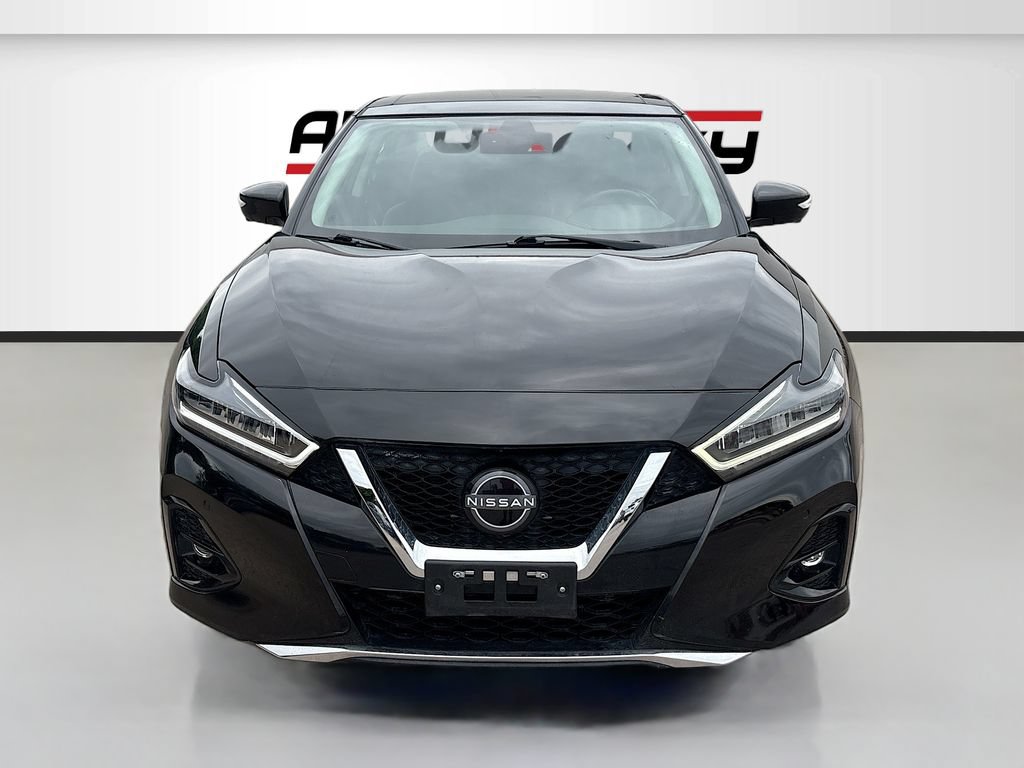 Used 2023 Nissan Maxima Platinum w/ Sport Mat Group FWD image 2