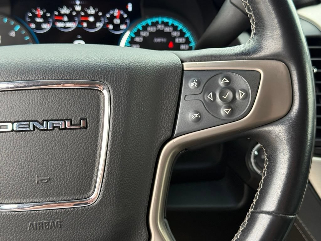 Used 2019 GMC Yukon Denali AWD/4WD image 16