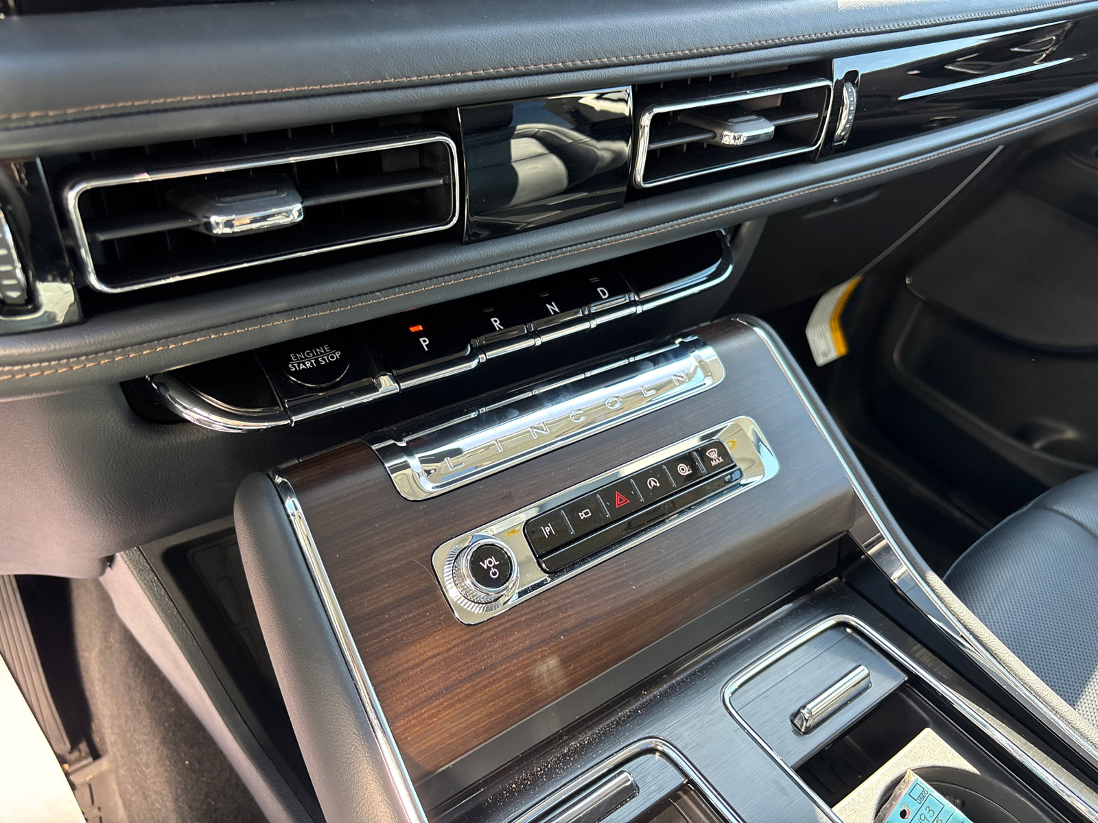 New 2025 Lincoln Aviator Reserve w/ Illumination Package image 23