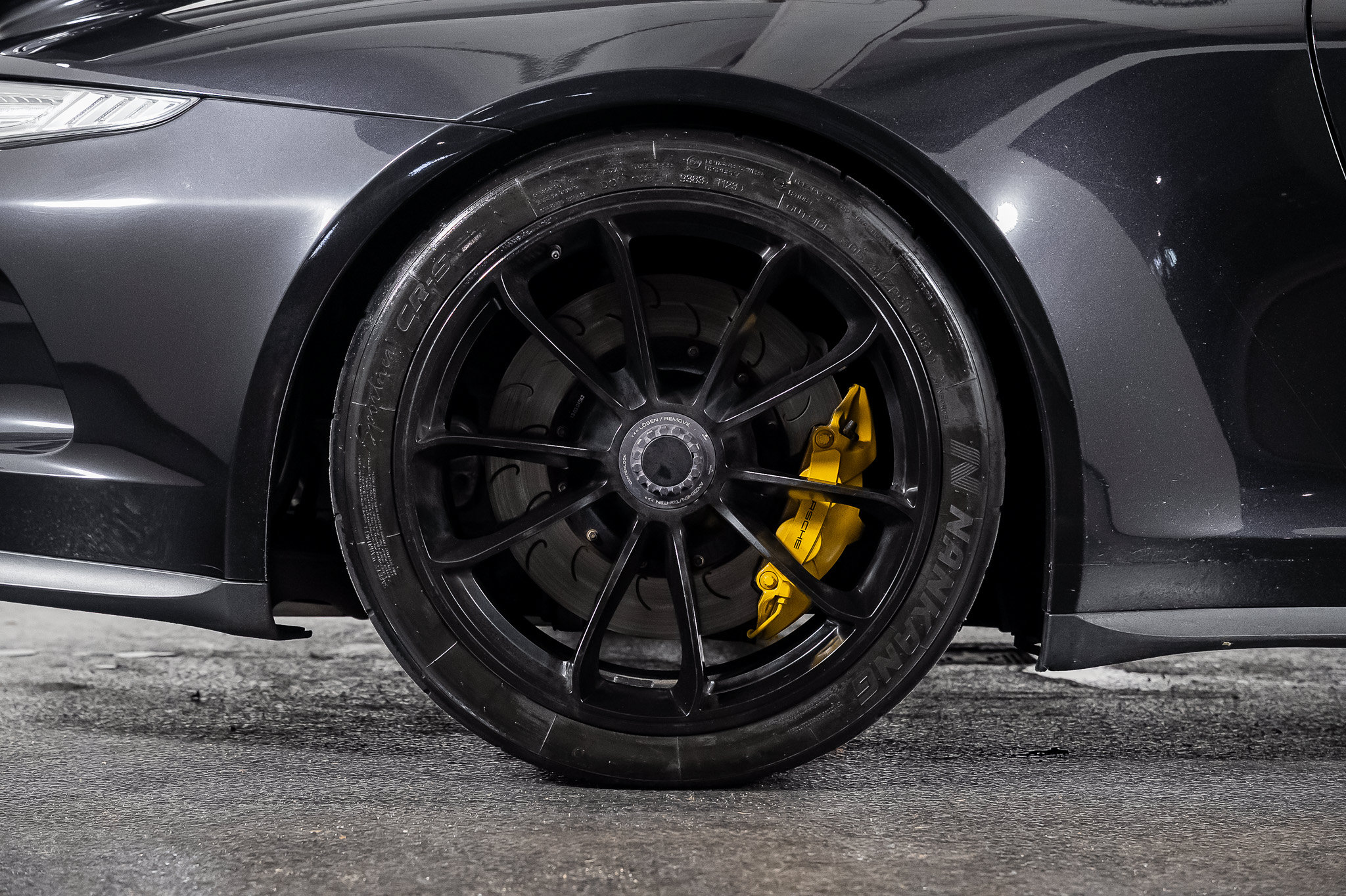 Used 2014 Porsche 911 GT3 w/ Sound Package Plus RWD image 31