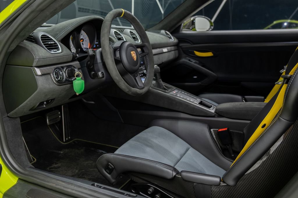 Used 2023 Porsche 718 Cayman GT4 RS image 44