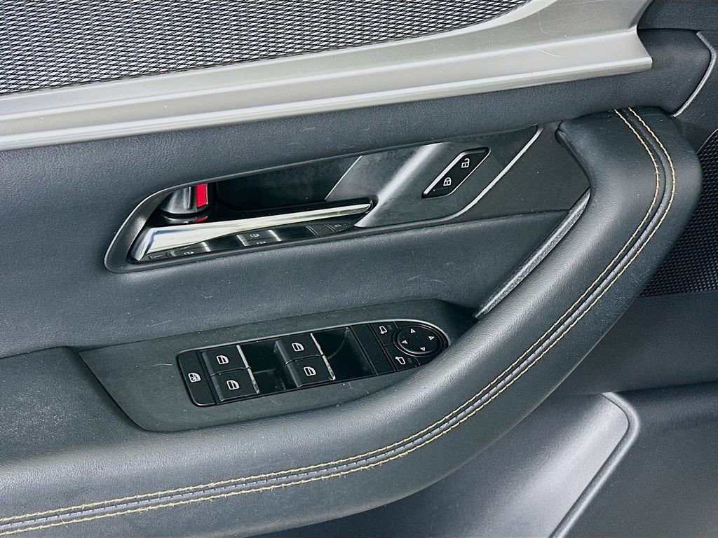 Certified 2024 MAZDA CX-90 3.3 Turbo w/ Premium Package image 24