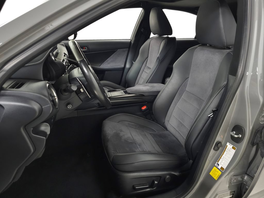 Used 2022 Lexus IS 500 RWD image 16