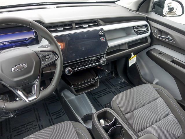 New 2027 Chevrolet Bolt LT w/ Comfort Package FWD image 17
