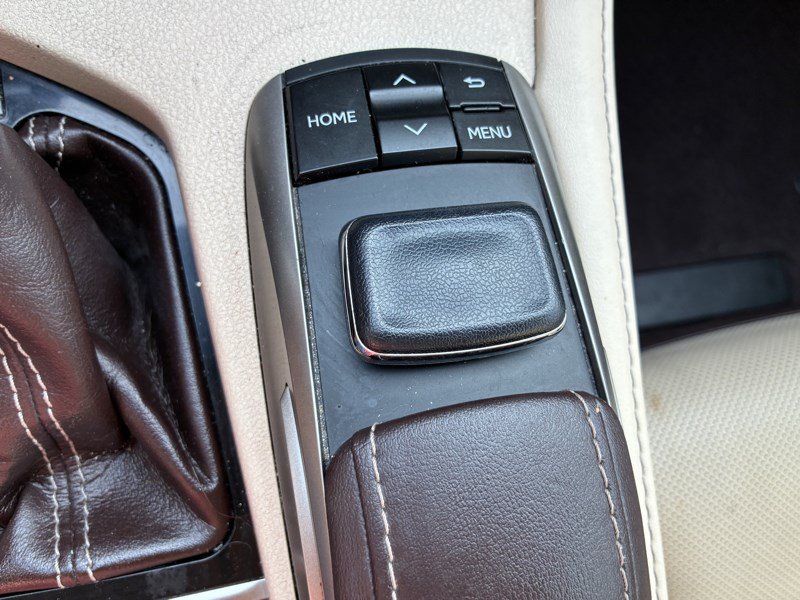 Used 2017 Lexus ES 350 w/ Navigation System Package FWD image 14