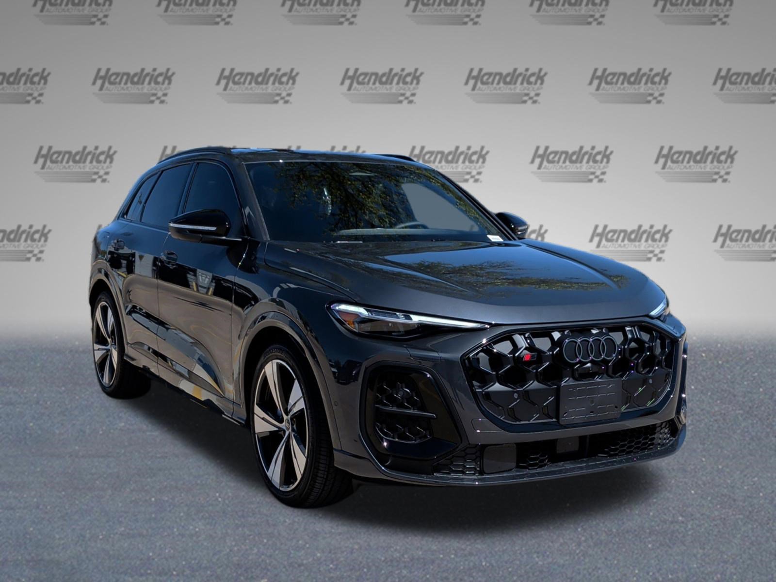 New 2025 Audi SQ5 Premium Plus image 2