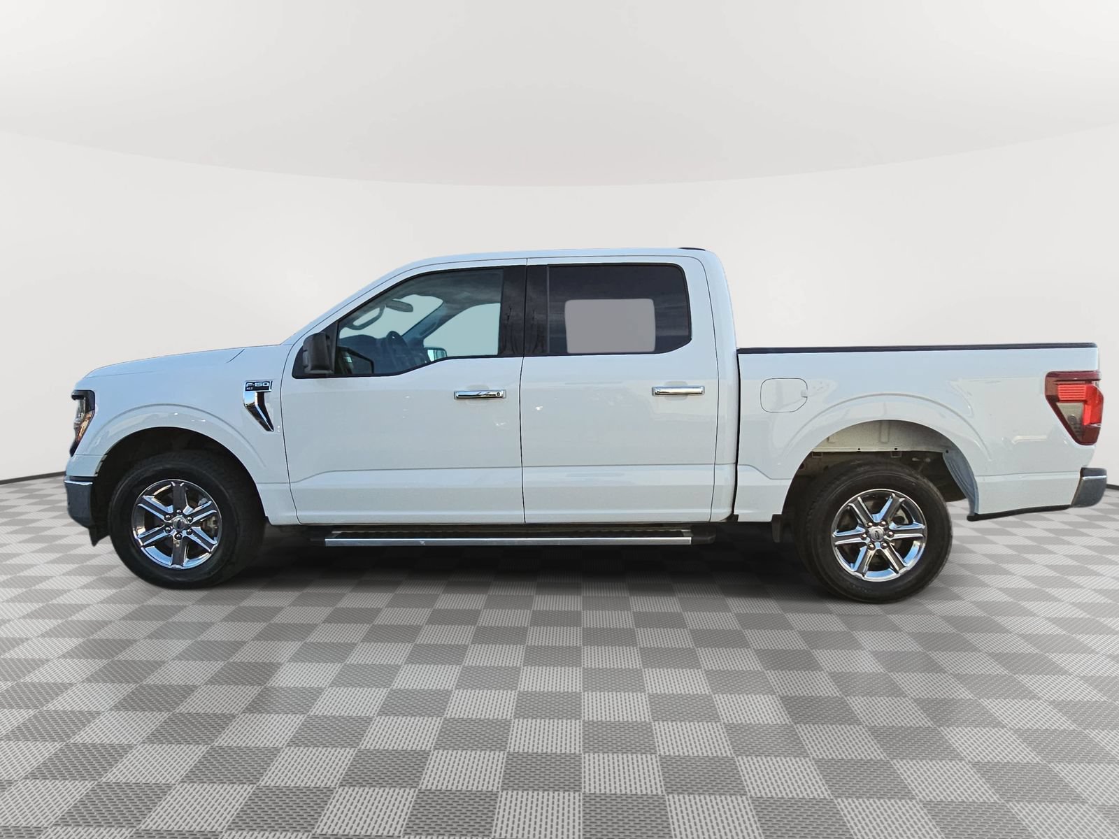 Used 2025 Ford F150 XLT w/ Equipment Group 301A Standard RWD image 8