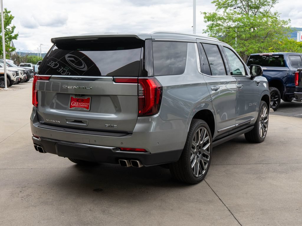 Used 2026 GMC Yukon Denali Ultimate w/ LPO, Floor Liner Package AWD/4WD image 7