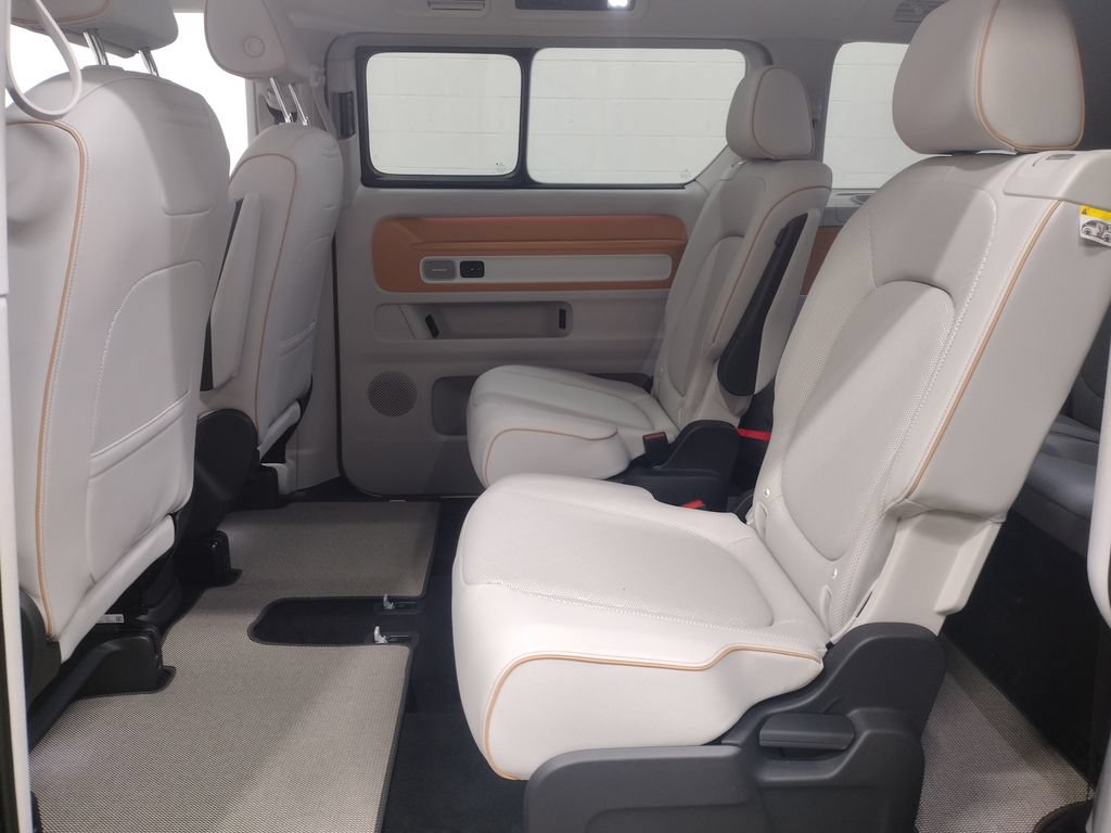 New 2025 Volkswagen ID. Buzz 1st Edition AWD/4WD image 26