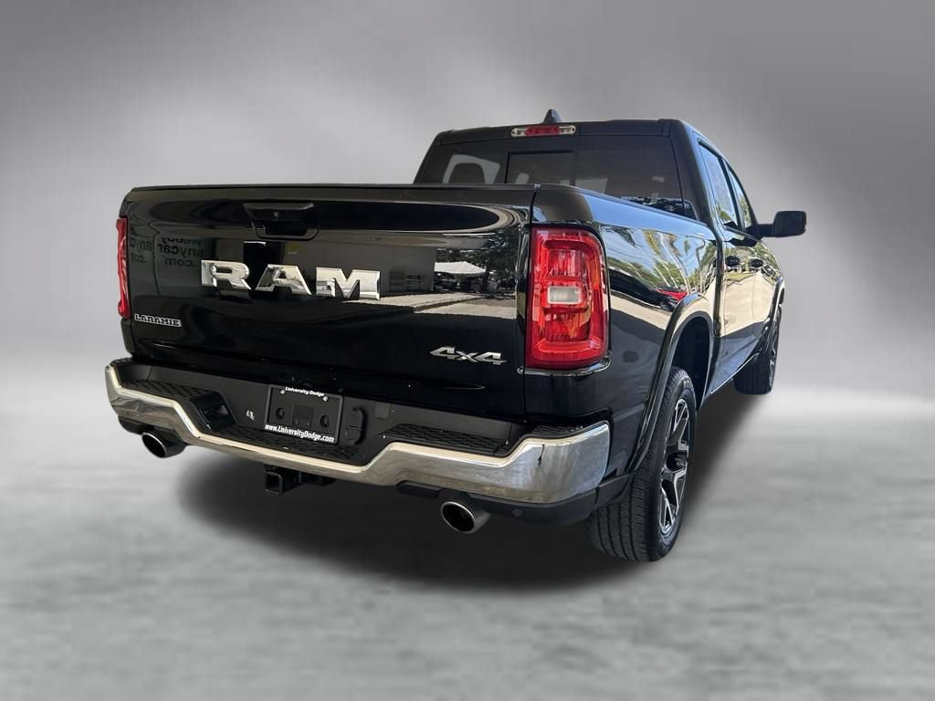 Used 2025 RAM 1500 Laramie AWD/4WD image 3