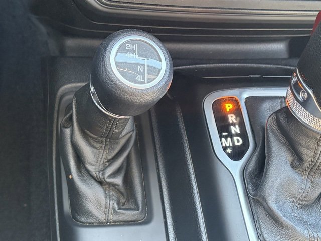 Used 2018 Jeep Wrangler Sport image 23