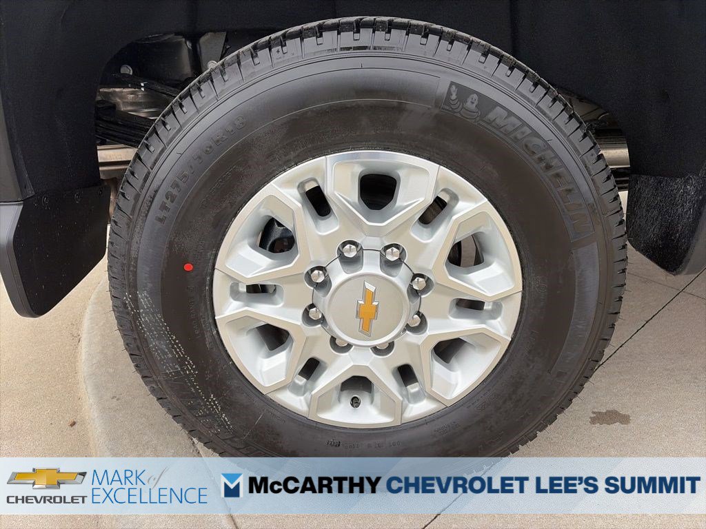 New 2026 Chevrolet Silverado 3500 LT AWD/4WD image 10