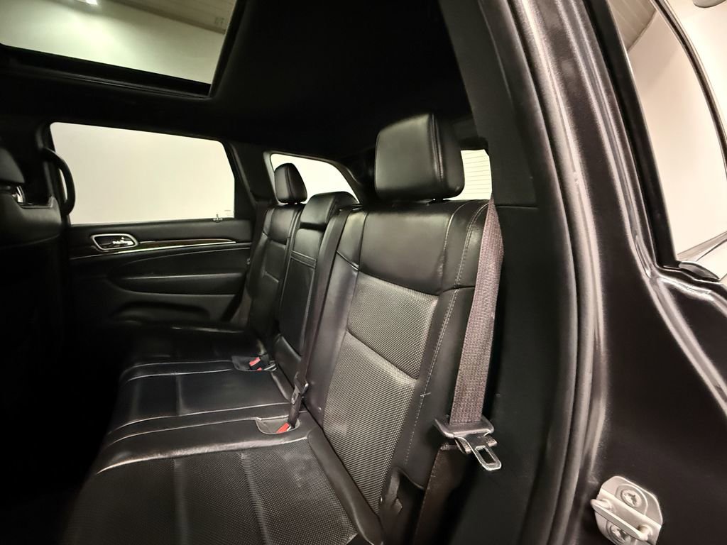 Used 2018 Jeep Grand Cherokee Overland image 47