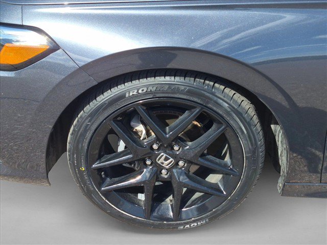 Used 2023 Honda Civic Sport image 14