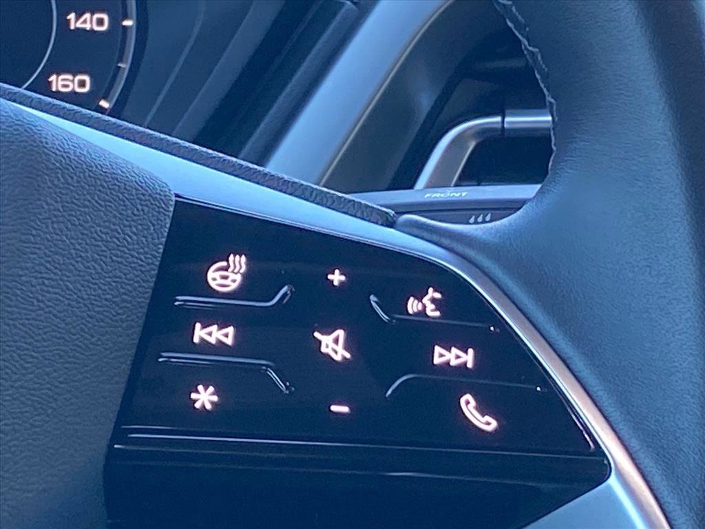 Used 2024 Audi Q4 e-tron Premium Plus w/ Premium Plus image 8