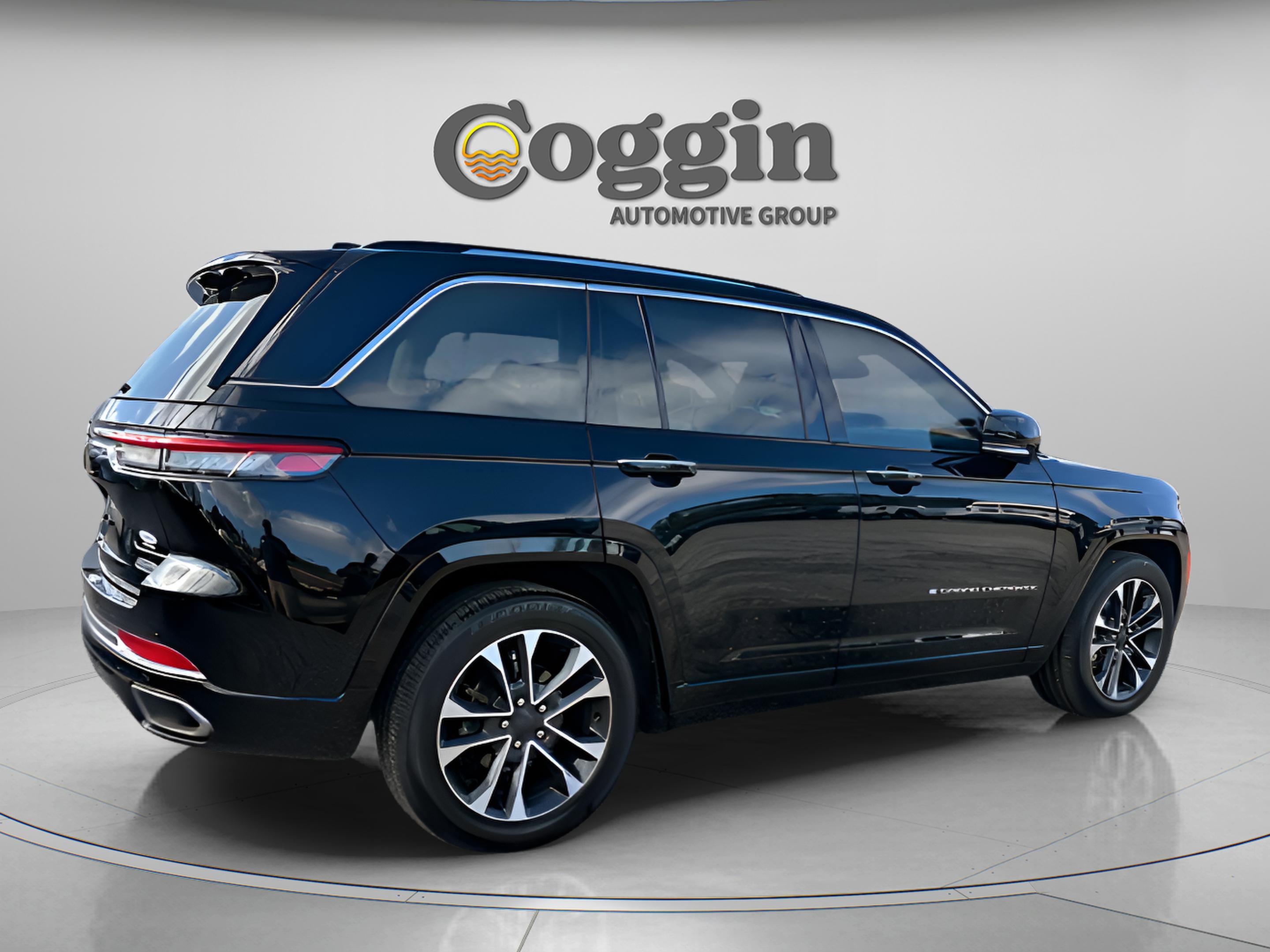 Used 2023 Jeep Grand Cherokee Overland w/ Adv Protech Group III image 8